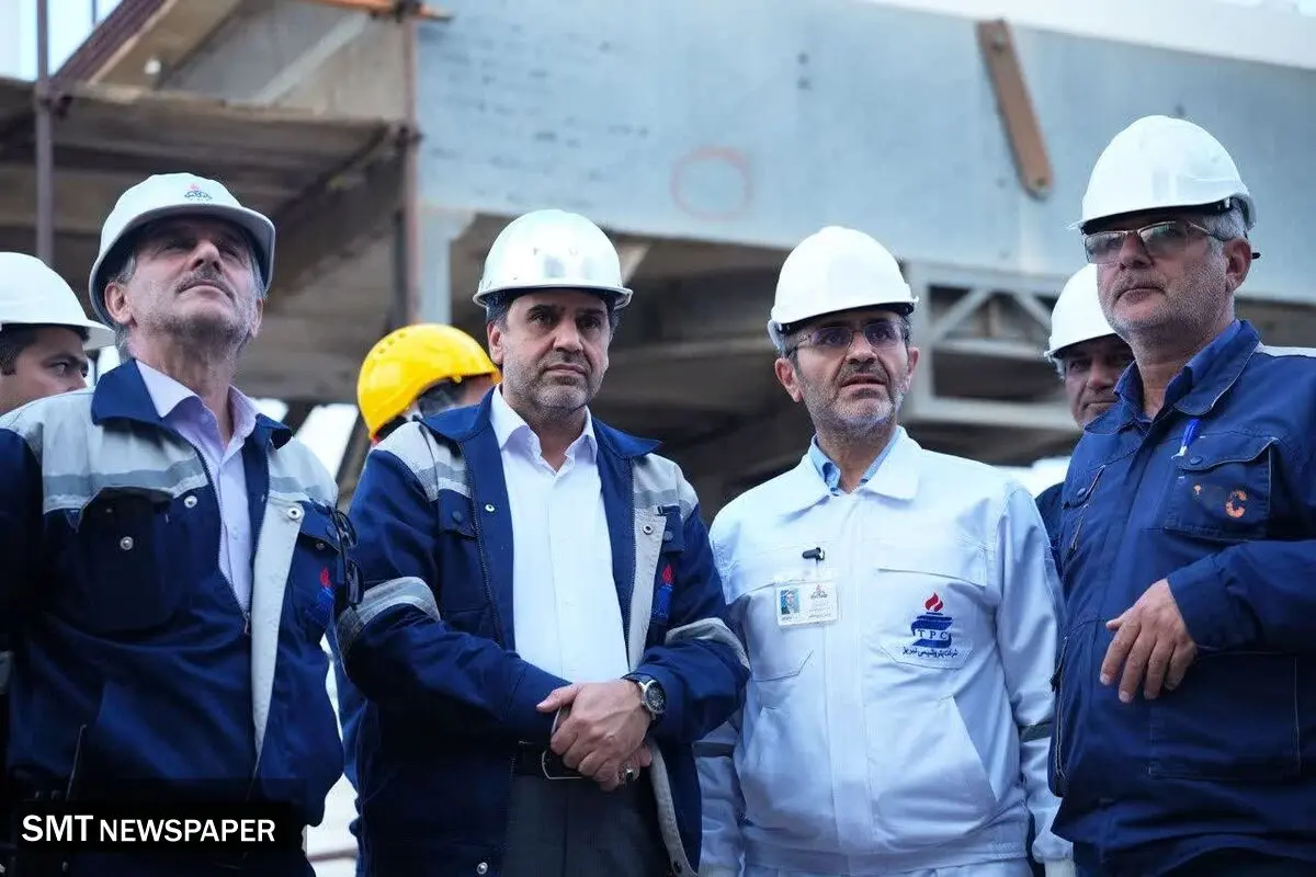 بررسی میدانی روند تعمیرات اساسی نیروگاه در بازدید مدیرعامل شرکت پتروشیمی تبریز
