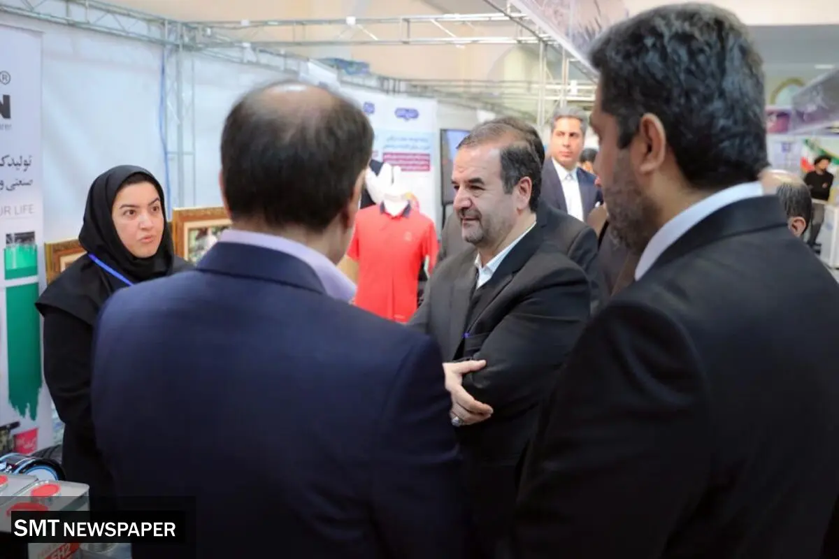 بازدید رییس سازمان تعزیرات حکومتی از نمایشگاه پیشگامان پیشرفت