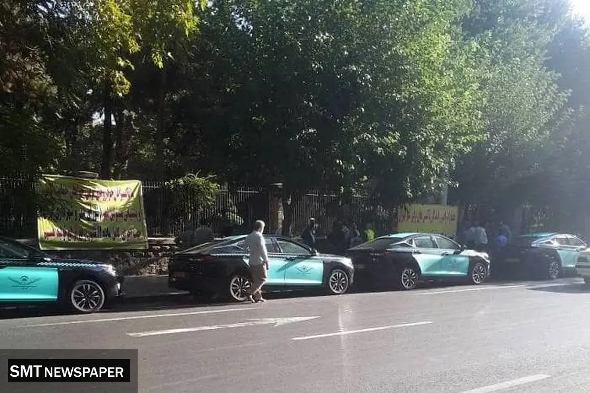 رانندگان تاکسی های برقی با کمبود جایگاه های شارژ مواجع شدند