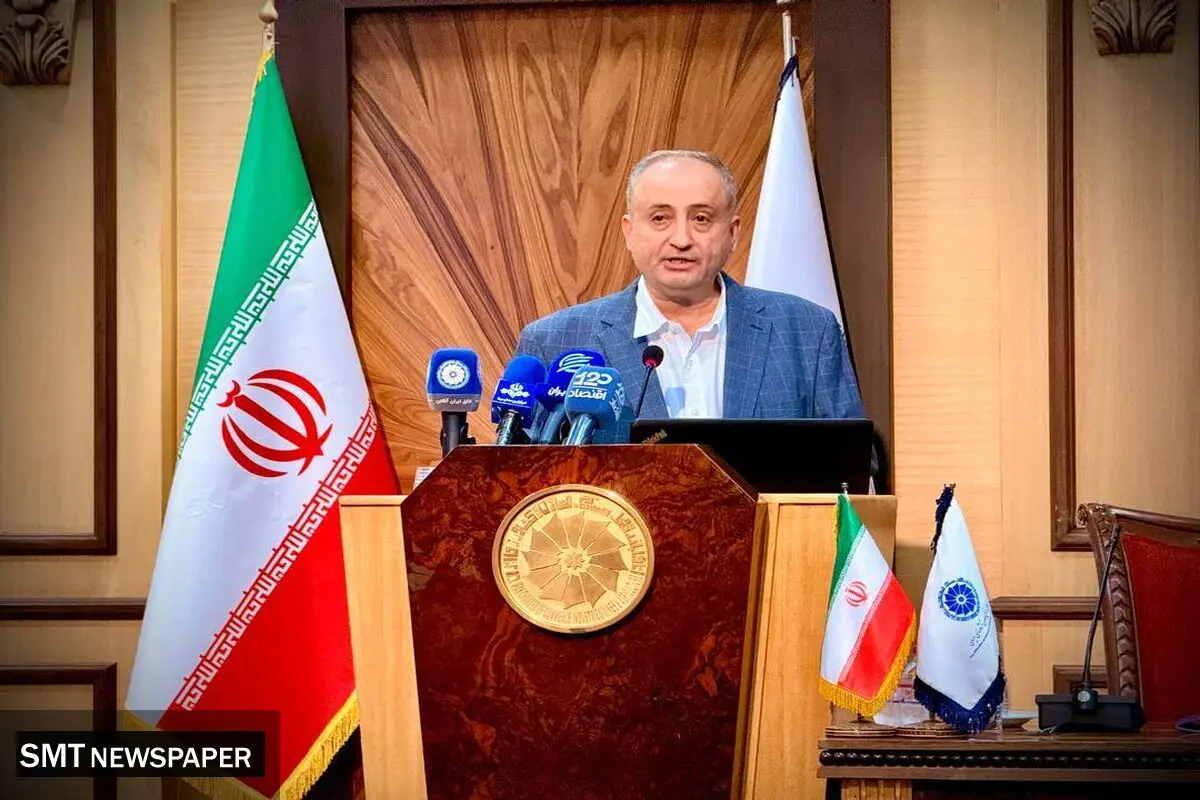 رئیس اتاق بازرگانی هرمزگان در سی‌وچهارمین نشست هیأت نمایندگان اتاق ایران؛جنوب، چشم‌انتظار ترحم نیست؛ چشم‌انتظار تصمیم است