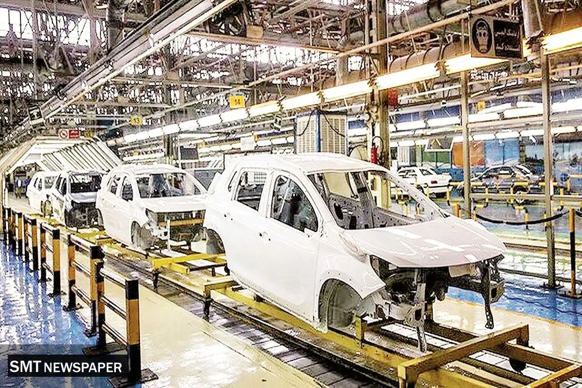 صنعت خودرو در آستانه ورشکستگی برای بقا می‌جنگد