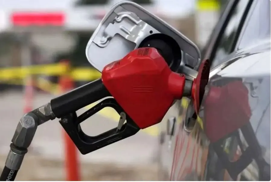 مصرف روزانه بنزین به ۱۳۱ میلیون لیتر رسید