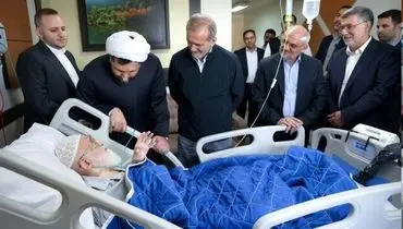 پزشکیان به عیادت آیت‌الله نوری همدانی رفت + عکس