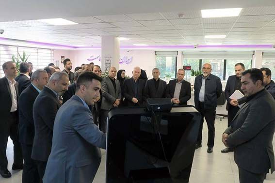 اولین شعبه هیبرید بانک ایران زمین افتتاح شد

