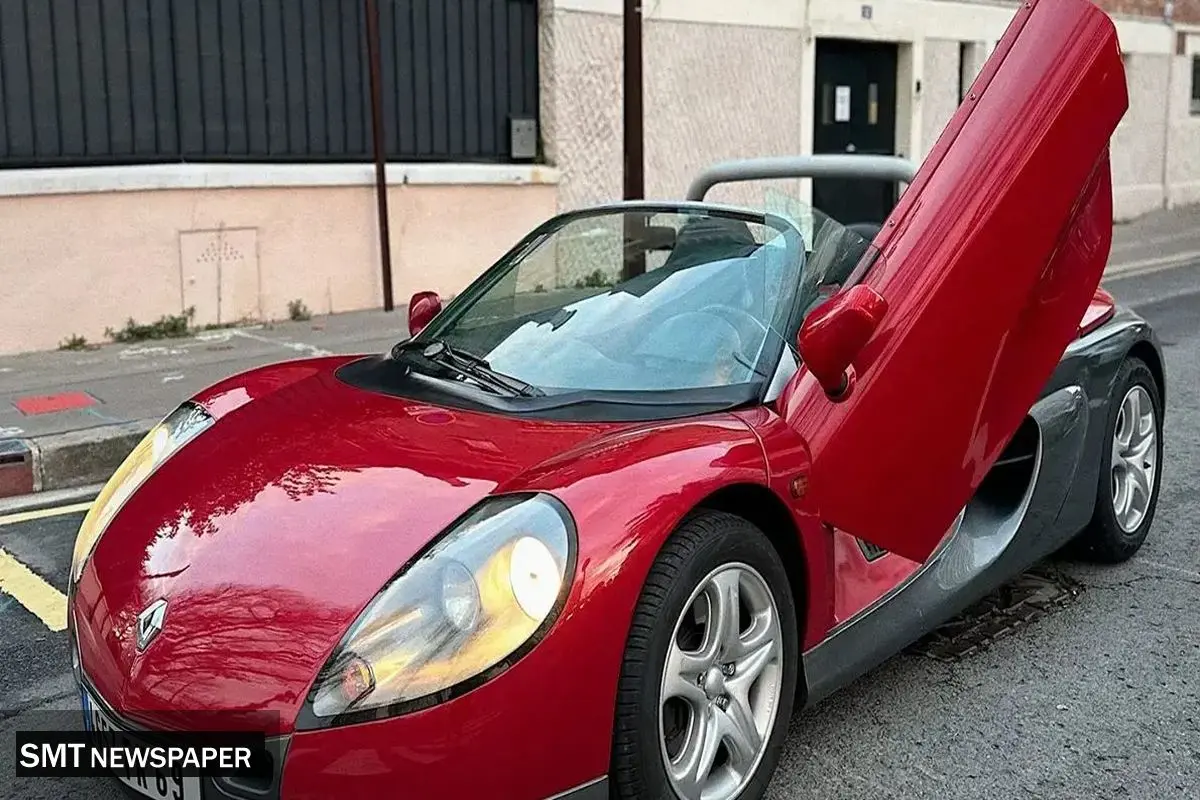 رنو اسپایدر کمیاب در حراج پاریس فروخته شد | رقابت جذاب کلکسیونر ها در پاریس