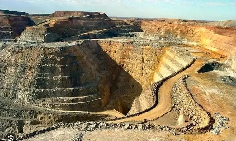 تداوم خشکسالی و چالش معادن