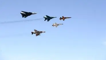 تیزپروازان نیروی هوایی ارتش پایگاه‌های آمریکا در منطقه را بمباران کردند