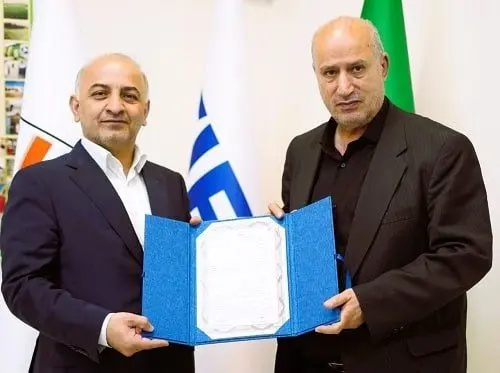 آغاز همکاری بیمه دی و فدراسیون فوتبال