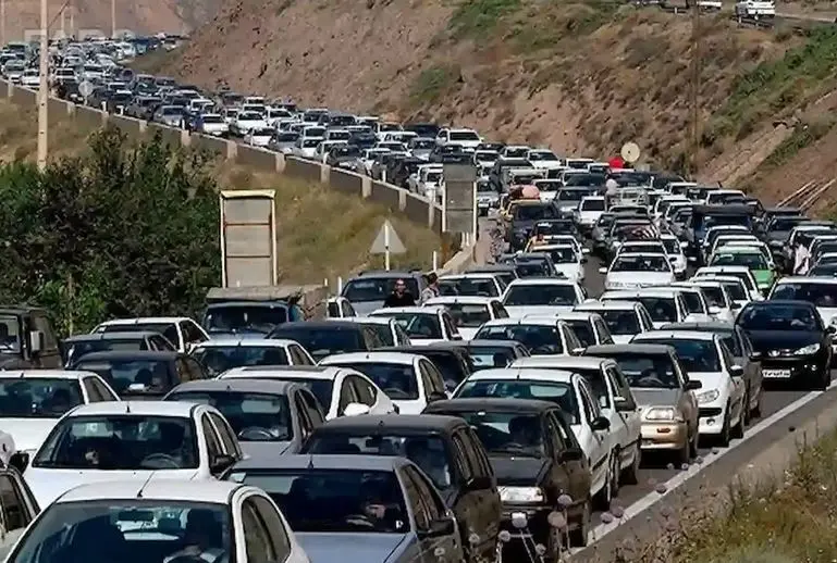 وضعیت ترافیک در آزادراه تهران–شمال؛ هشدار درباره کندی حرکت در مسیرهای پرتردد