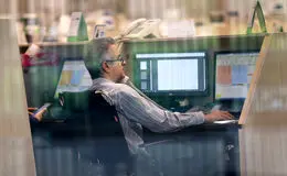 هیچ پولی از بازار سرمایه خارج نشده / رشد اخیر ناشی از نوسان ارز بوده است