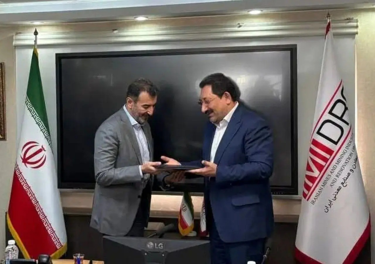 پیام تبریک مدیرعامل شرکت معدنی و صنعتی فولاد شرق خراسان به رئیس هیئت عامل ایمیدرو