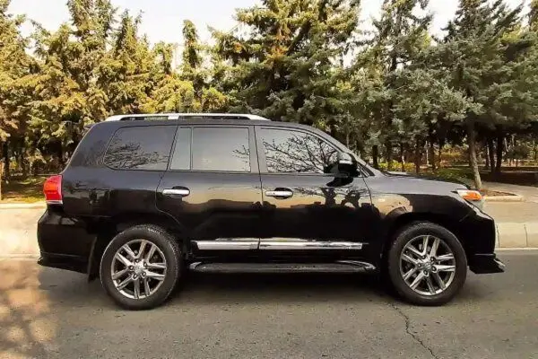 توقیف خودروی ۲۰۰ میلیاردی قاچاق در قشم