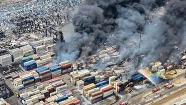  ۲۰۰ کانتینر در بندر شهید رجایی در آتش سوخت