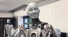 «IRON»؛ انسان‌نماترین ربات جهان ۲۰۲۶ به بازار می‌آید