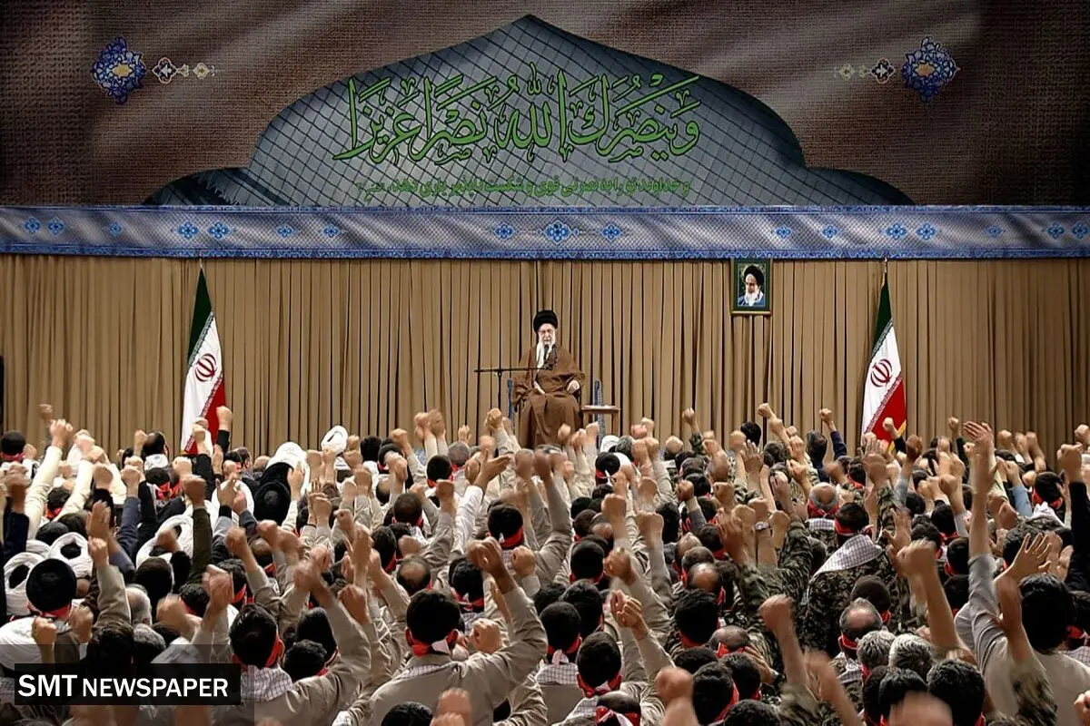 دیدار رهبر انقلاب با هزاران بسیجی 