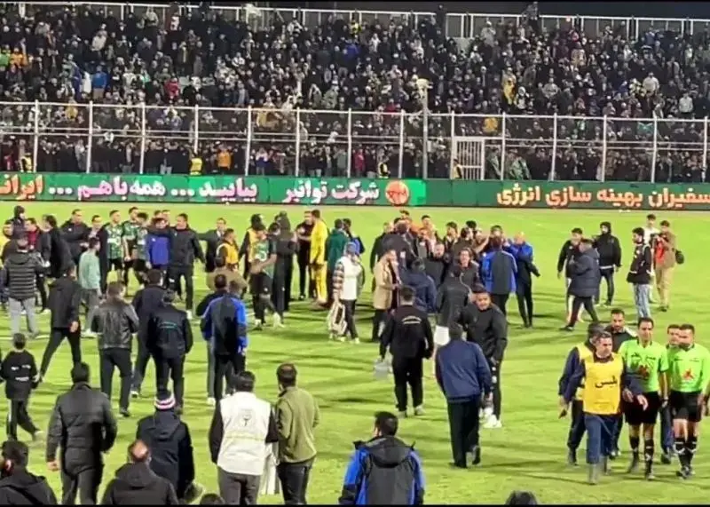 درگیری شدید ساپینتو و رحمتی پس از سوت پایان