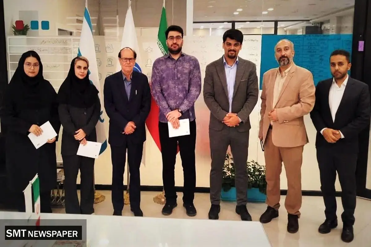 آغاز عملیاتی «طرح سازمان فروش» بیمه دی در خراسان رضوی؛ سفیران زندگی سازمان فروش در مشهد معرفی شدند
