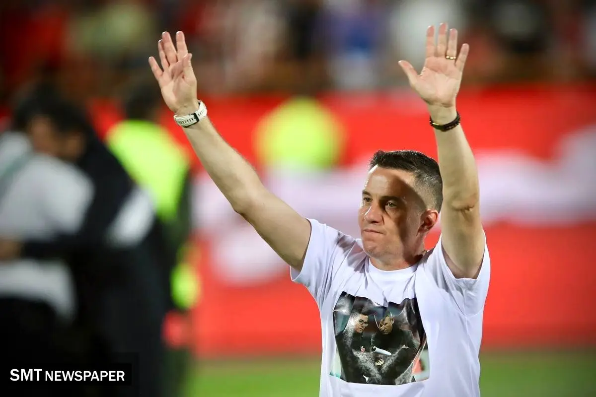 ورود اوسمار سرمربی جدید پرسپولیس به سالن معارفه + فیلم