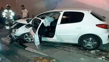 پژو ۲۰۷ دیروز ۲۳ شهریور جان عابر پیاده را گرفت 