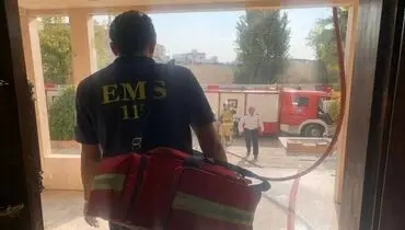 آتش در برج مسکونی تیموری؛ تخلیه اضطراری ساکنان