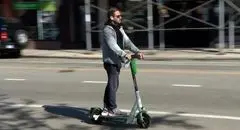 در معابر اصلی تهران تردد با اسکیت و اسکوتر ممنوع شد