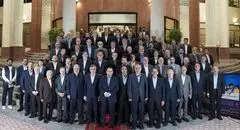 با حضور جمعی از پیشکسوتان و چهره‌های فرهنگی، هنری و ورزشی؛ آیین گرامی‌داشت ۹۸ سالگی بانک ملی ایران برگزار شد