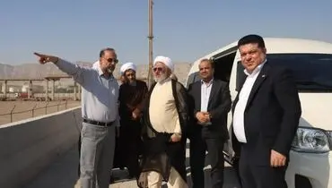 کارکنان پر تلاش پالایشگاه ها مجاهدان عرصه اقتصاد کشور هستند