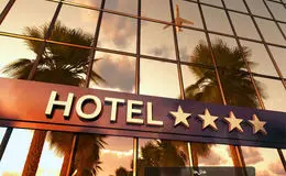 اقامت در هتل‌ها برای این افراد رایگان شد