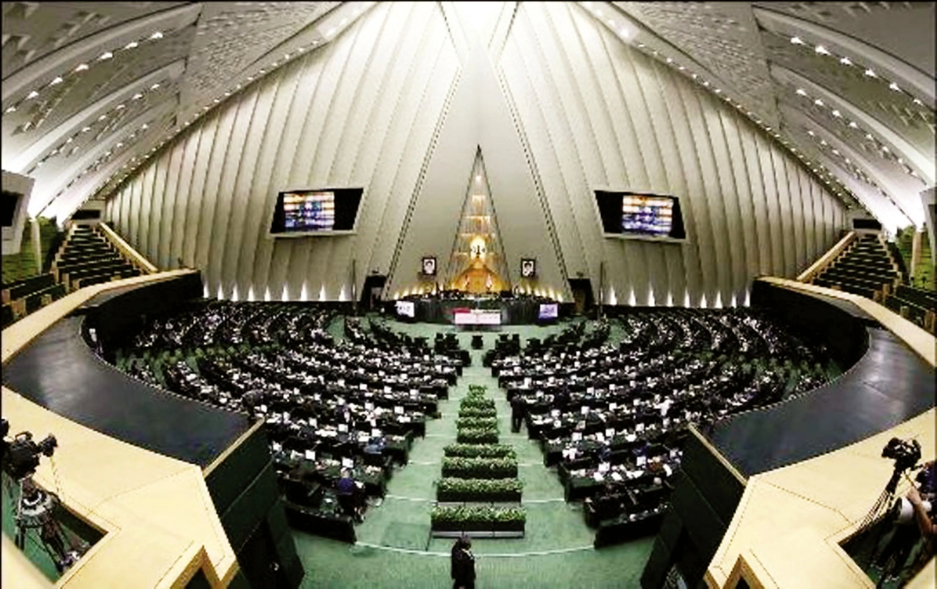 کارآمدی قانون؛ به‌شرط نگاه به پیش رو