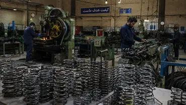 راهنمای جامع معرفی انواع فنر صنعتی؛ کاربردها، ویژگی‌ها و روش‌های طبقه ‌بندی