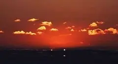 طلوع ۲ خورشید هم‌زمان