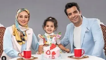 ست خانوادگی منوچهر هادی و همسرش در تولد دخترشان+عکس 