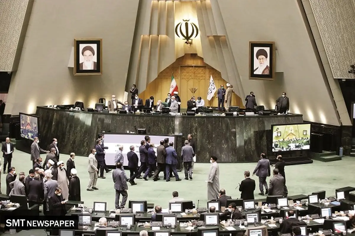بیبرنامگی، مجلس را به سمت حاشیهها سوق داد