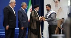 ایدکوپرس سایپا تندیس ۵ شرکت برتر ایران را در جشنواره امتنان از رییس جمهور دریافت کرد