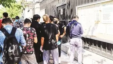 دلال بازی پشت درهای سفارت