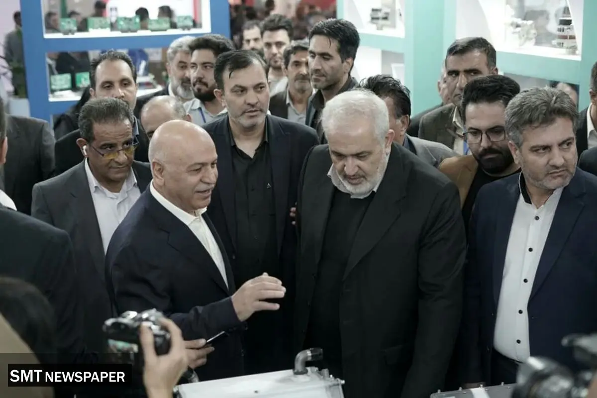 وزیر صمت از غرفه کروز بازدید کرد