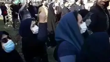 ادامه تجمع اعتراضی معلمان در خصوص طرح رتبه بندی
