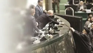 بررسی جایگاه صنعت در دو سند بالادستی