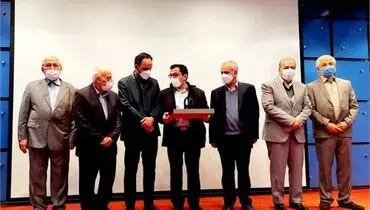 تقدیر از مدیر روابط عمومی فولاد خوزستان
