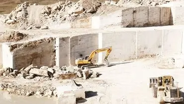 وقتی جای سنگ تنگ می‌شود