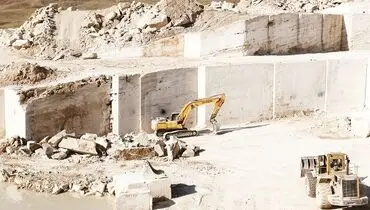 وقتی جای سنگ تنگ می‌شود