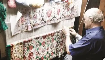 قالیبافان چشم‌ به راه بیمه و امنیت شغلی 