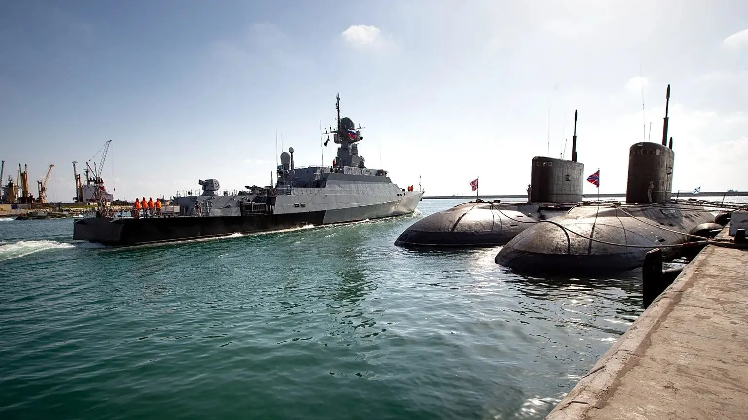 اوکراین مدعی حمله و از کار انداختن یک زیردریایی روسیه شد