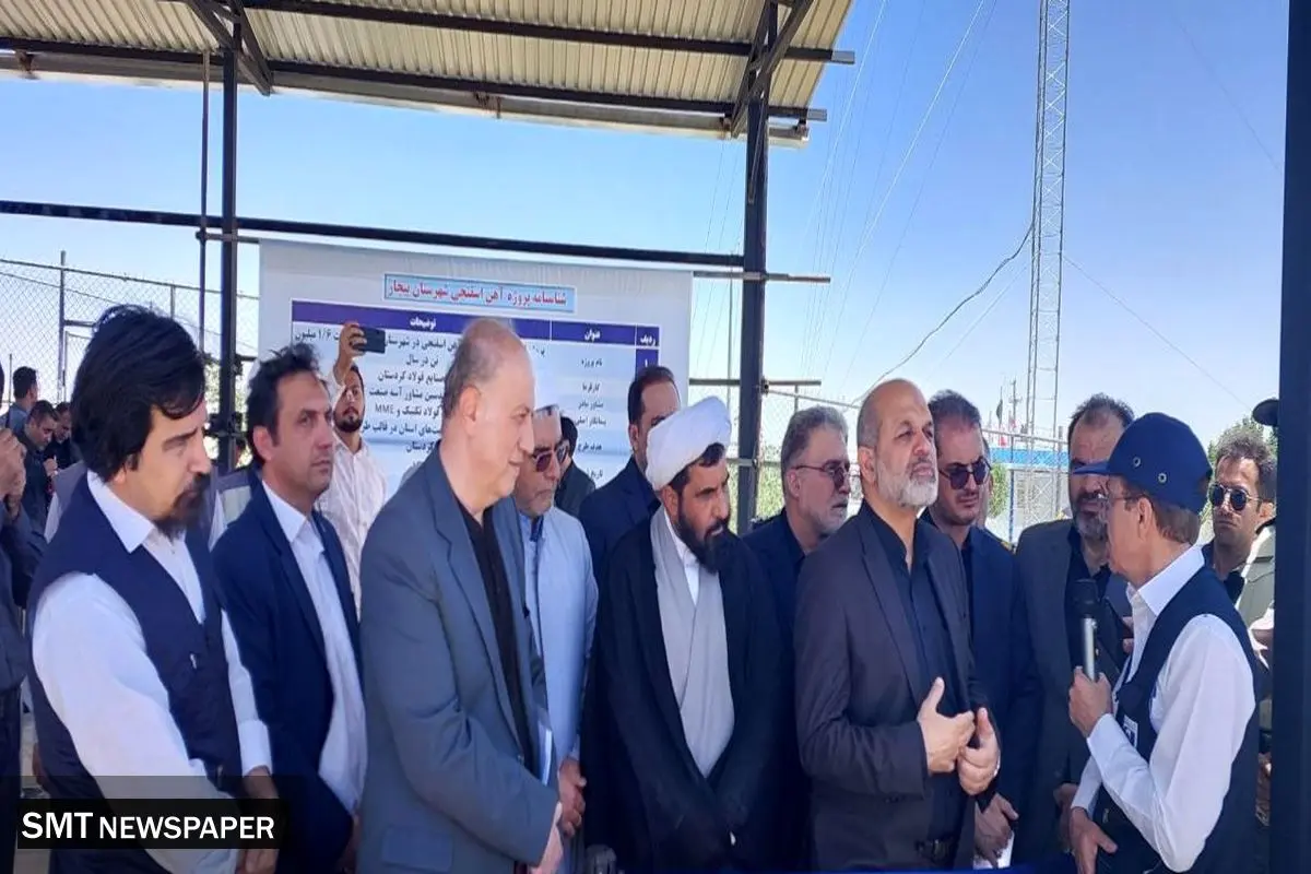 بازدید احمد وحیدی وزیر محترم کشور از پروژه درحال ساخت کارخانه آهن اسفنجی بیجار