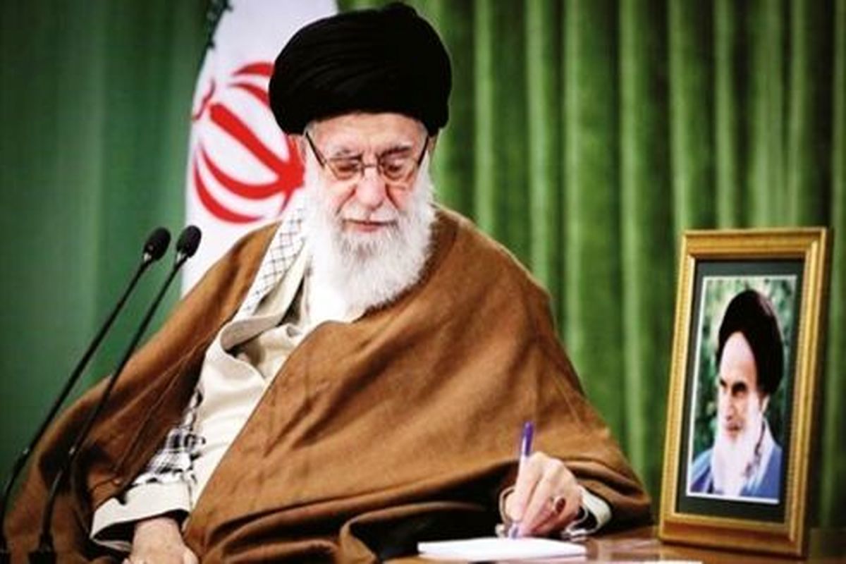 ابلاغ سیاست‌های کلی توسعه دریامحور از سوی رهبر معظم انقلاب