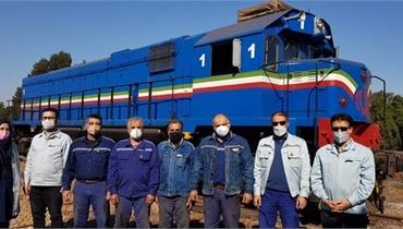 بازسازی و رنگ آمیزی لکوموتیو توسط فولادخوزستان