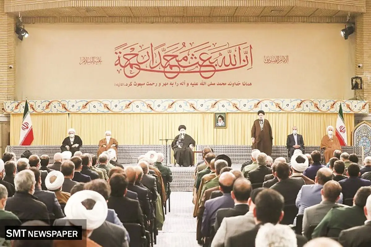 مسائل سیاسی در هر شرایطی مورد توجه امت اسلامی باشد