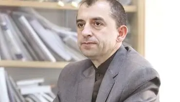 شنیدن کی بود مانند خواندن