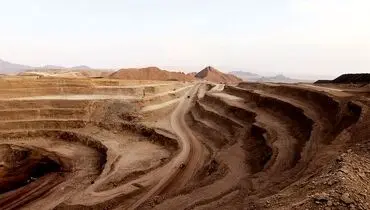 چون کشتی بی‌لنگر...