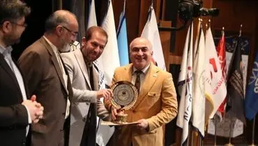 انتخاب آقای علیرضا کریمی مدیرعامل و عضو هیئت مدیره شرکت روغن موتور پردیس بعنوان مدیر برتر کشور